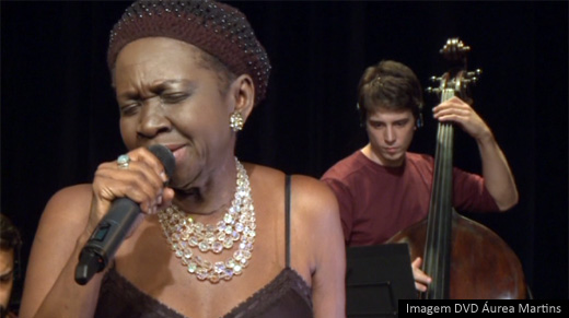 Áurea Martins – Iluminante