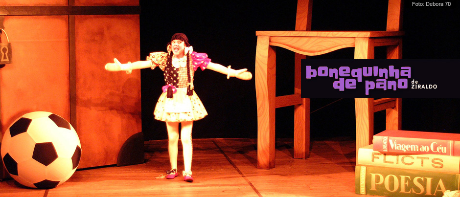 bonequinha de pano foto